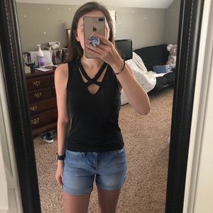 Cross cross cut out tank top